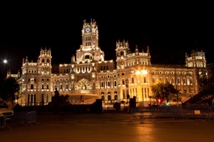 Оформить визу в консульстве Испании в Москве и провести бюджетный отпуск в Мадриде 