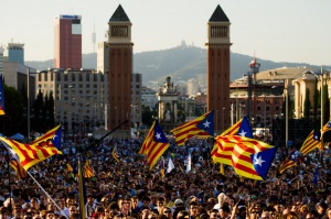 Куда обращаться желающим съездить в Барселону – в посольство Испании или посольство Каталонии? 