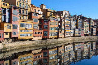 Мечтая получить резиденцию в Испании, иностранцы скупают дома в Жироне