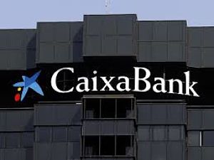 Банки Испании: CaixaBank заинтересован в совершении сделки с Barclays 