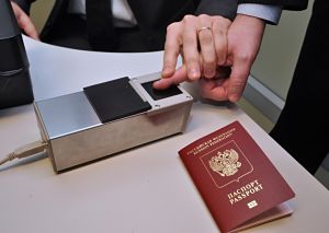 Тем россиянам, кто планирует оформить визу в Испанию, следует знать об изменениях в оформлении загранпаспортов 