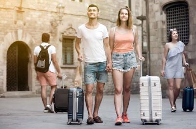 18 миллионов британских туристов, посетивших Испанию в 2019 году, тратили по 2 миллиона евро в час 