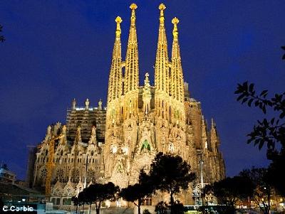 Чем порадует Барселона тех, кто нынешним летом получает визу в Испанию? 