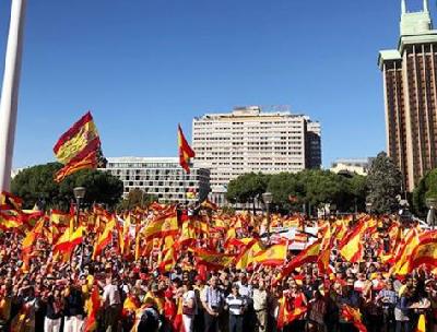 Политическая нестабильность в Испании отрицательно сказывается на ее международном имидже