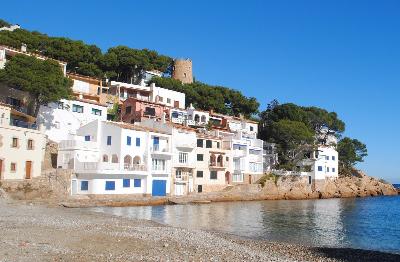 Tinsa отмечает незначительное снижение цен на средиземноморскую недвижимость в Испании по итогам февраля 