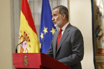 Законы Испании: Испанский премьер-министр выступил за отмену королевской неприкосновенности