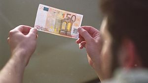 За выплатой налогов в Испании будет следить финансовая полиция? 