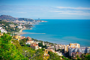 Планируя получить вид на жительство в Испании, стоит задуматься о покупке недвижимости на Коста-дель-Соль 