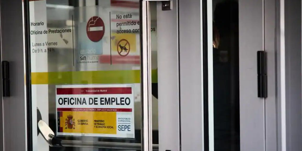 ❗️25 человек были задержаны за мошенничество с оформлением пособий по безработице. Фонд социального страхования (Seguridad Social) оценивает ущерб в 4 миллиона евро. 